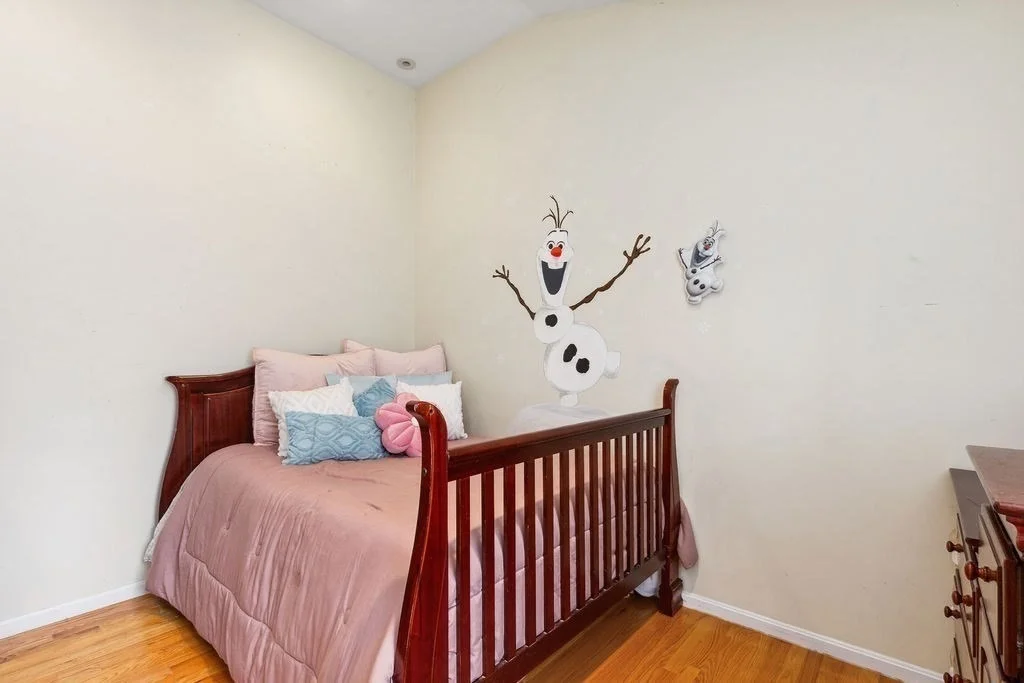 Photo of 54 Lisa Dr