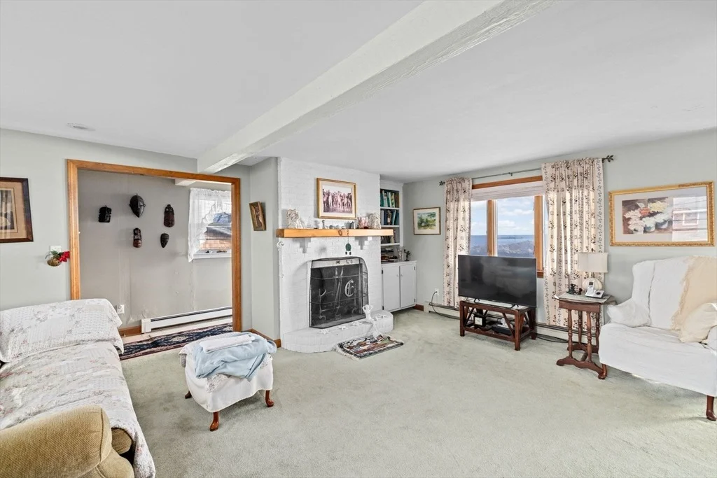 Photo of 151 Glades Rd