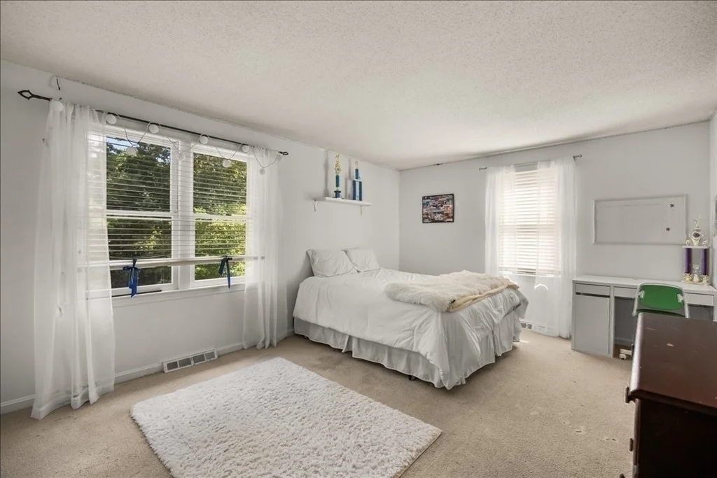 Photo of 9 Fort Apache Dr