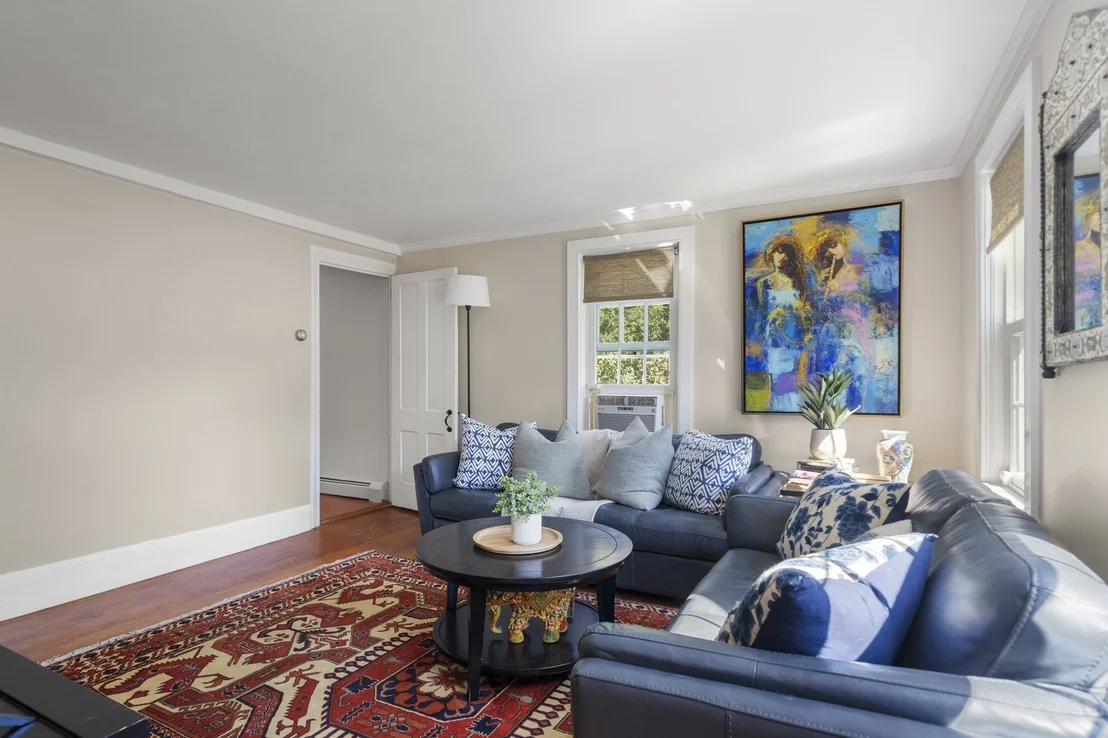 Photo of 35 Smith Pl
