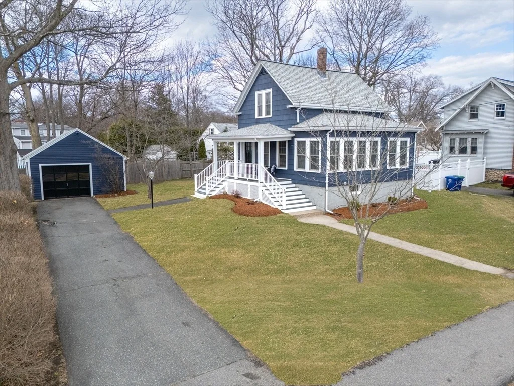 Photo of 10 Azel Rd