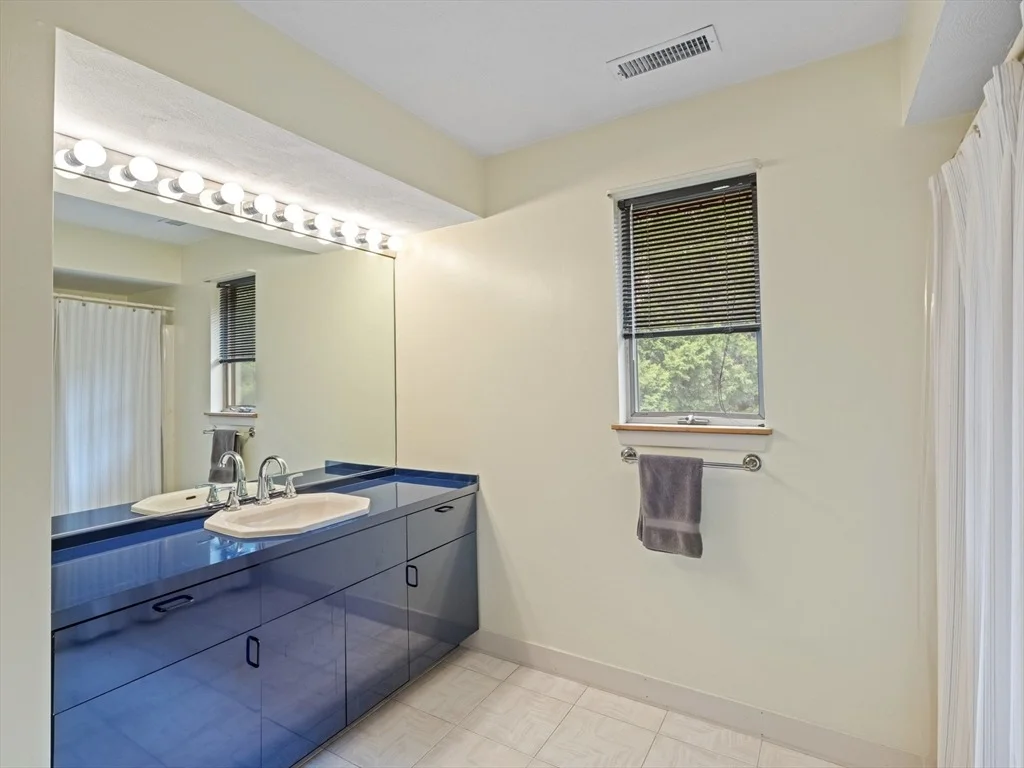 Photo of 22 Orsini Dr