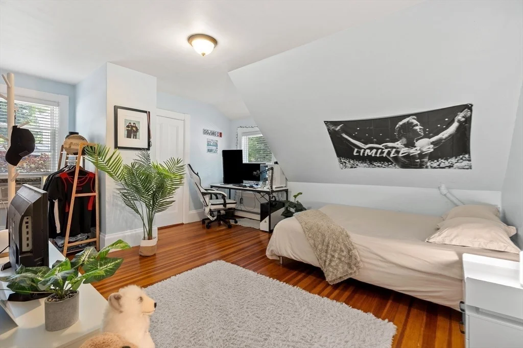 Photo of 9 Sheridan Road