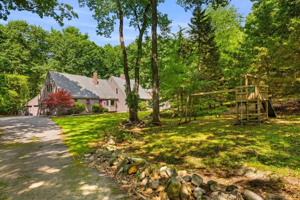 Photo of 95 Lawrence Rd