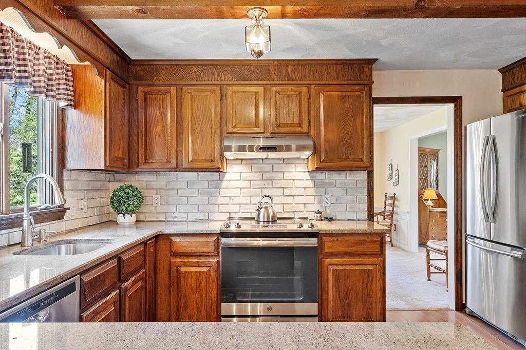 Photo of 16 Stonehill Rd