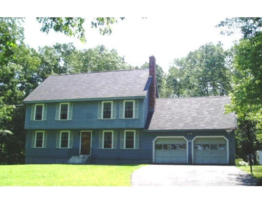 Photo of 418 River Road