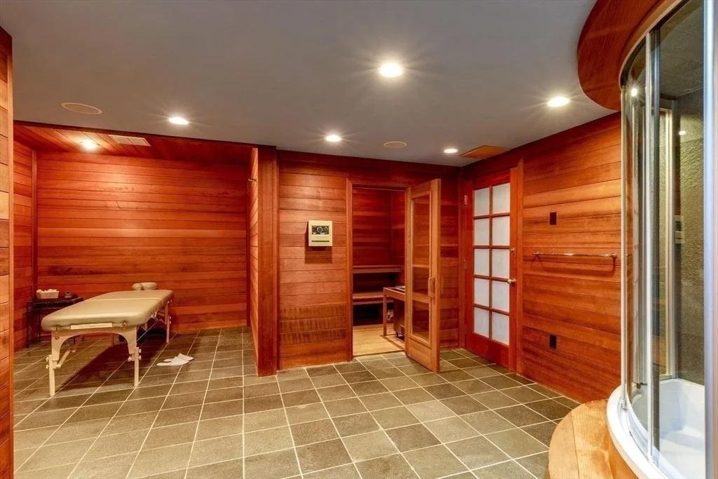 Photo of 18 Longmeadow Drive