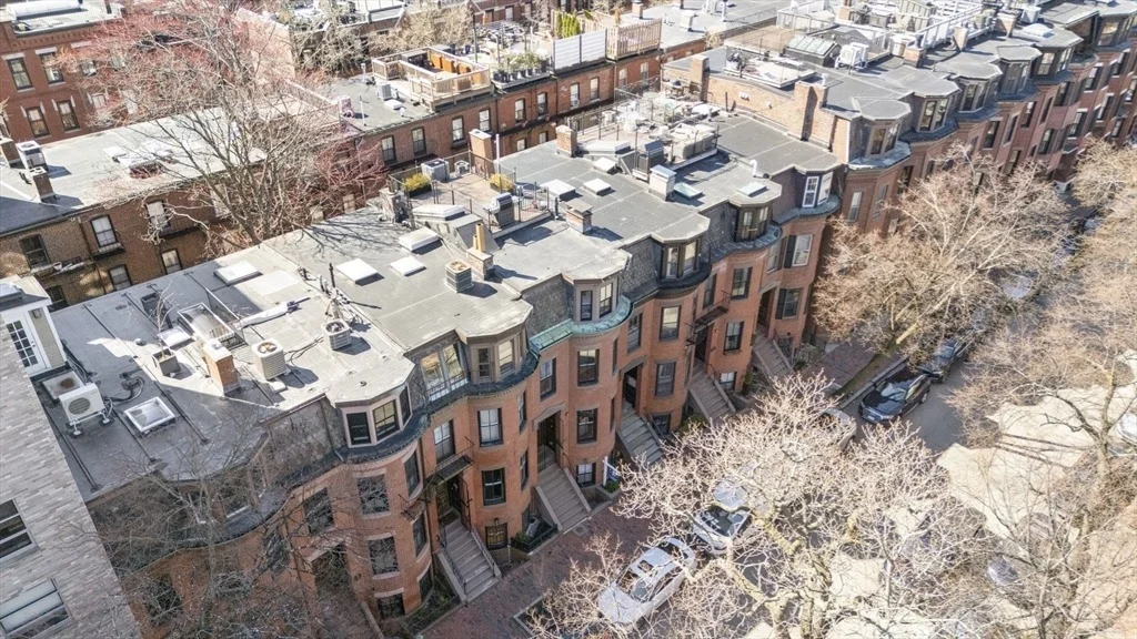 Photo of Unit 2 at 22 Appleton Street