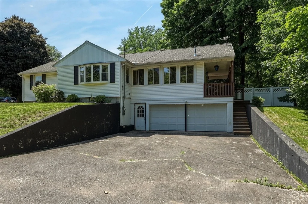 Photo of 75 Clematis Rd