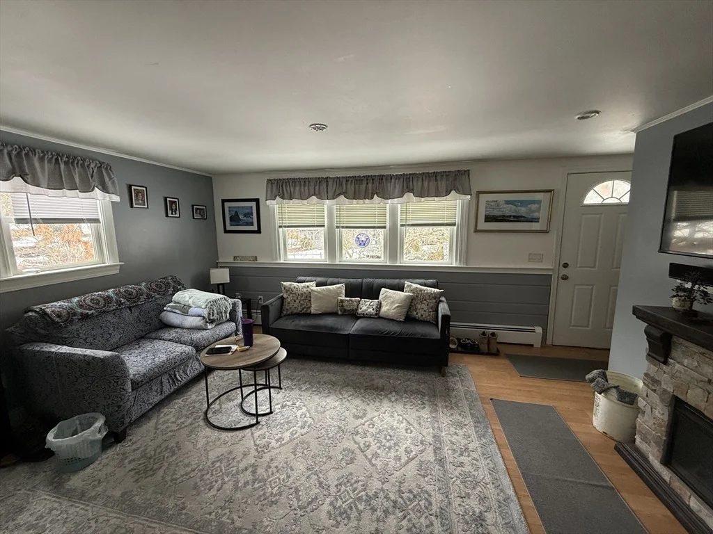 Photo of 14 Saint Anns Ln