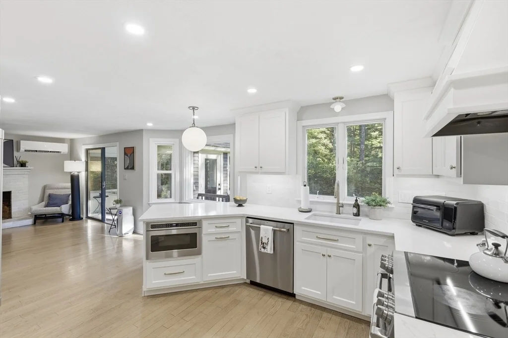 Photo of 2 Harley Ln