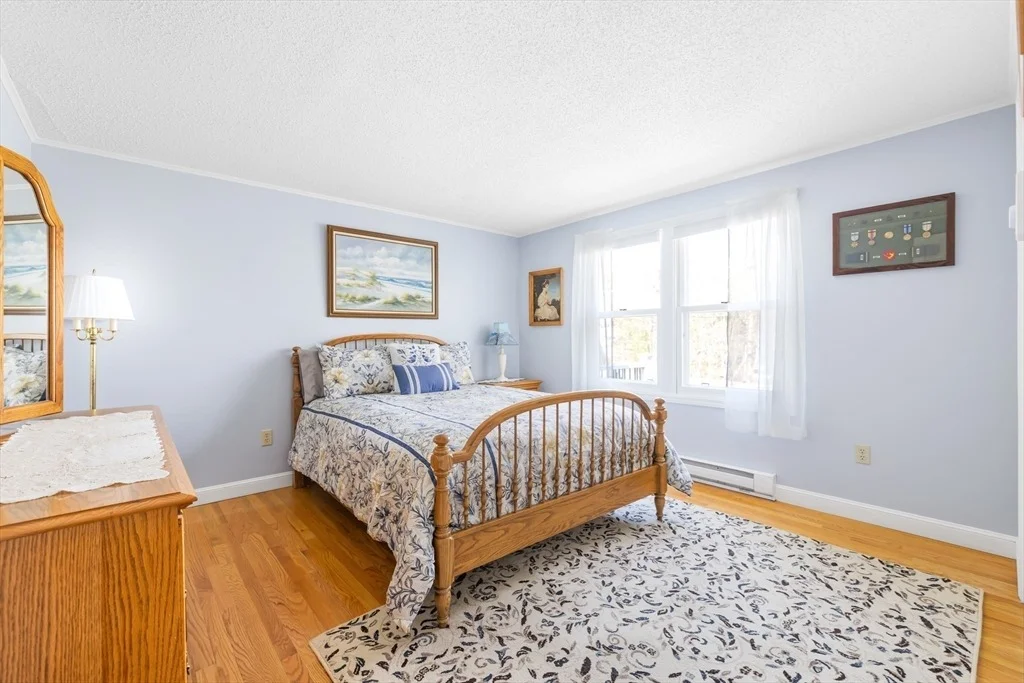Photo of 47 Lakeview Ave