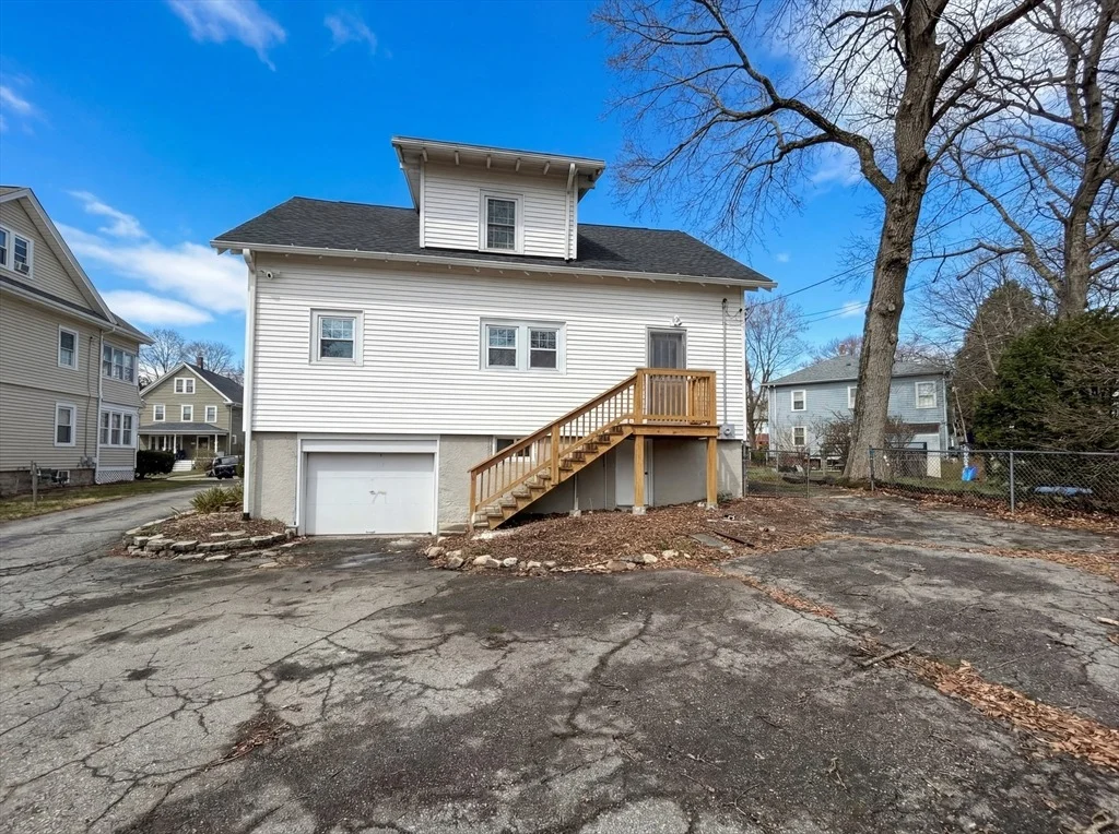 Photo of 10 Perrot St