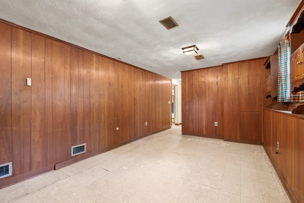 Photo of 348 Belknap
