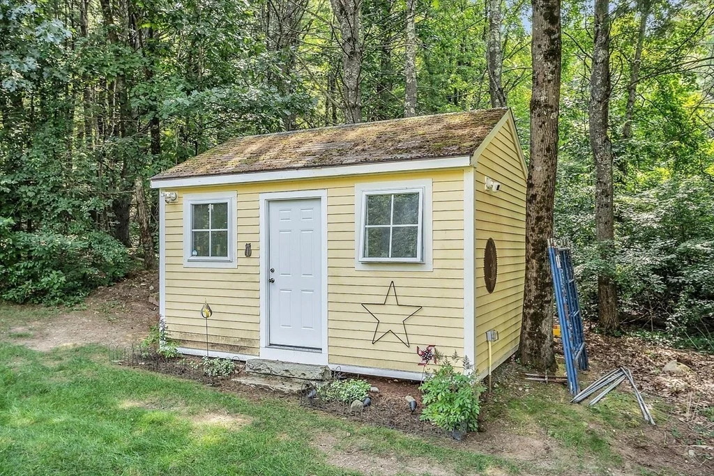 Photo of 178 Warren Rd