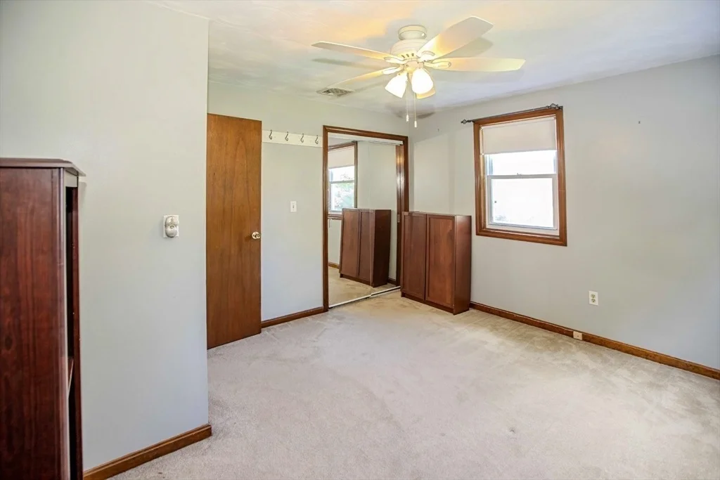 Photo of 239 Maple St