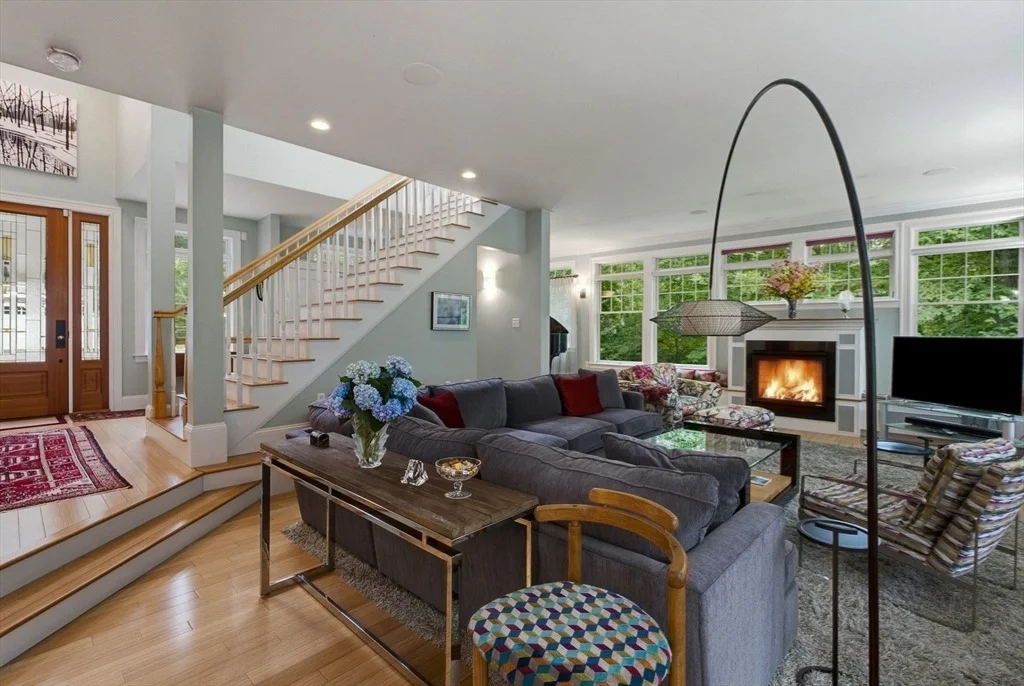 Photo of 70 Warren Ave