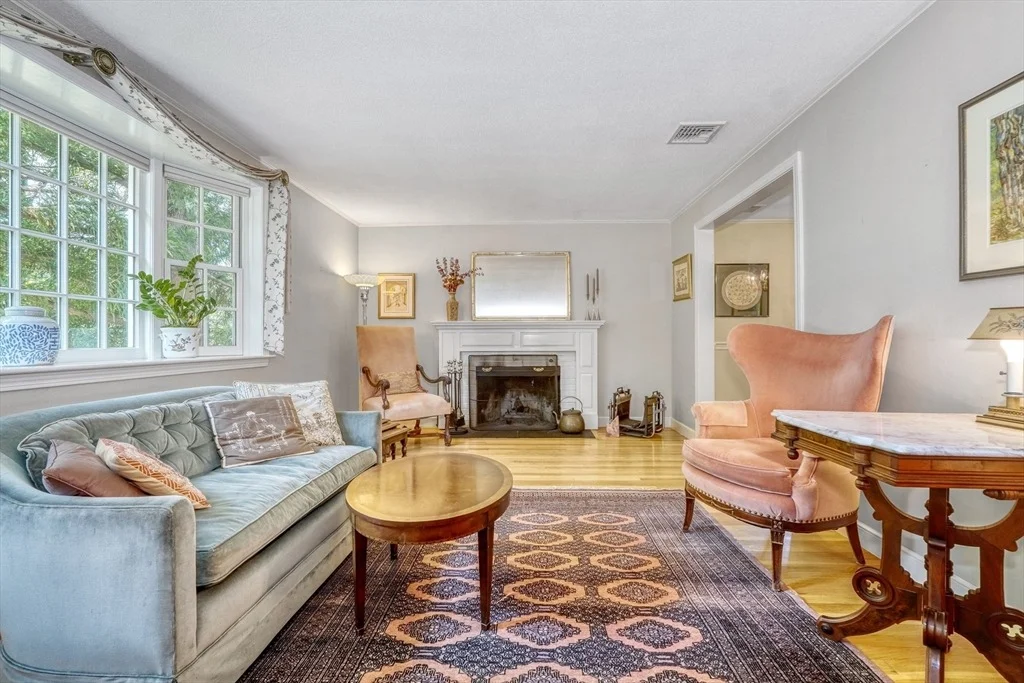 Photo of 186 Conant Road