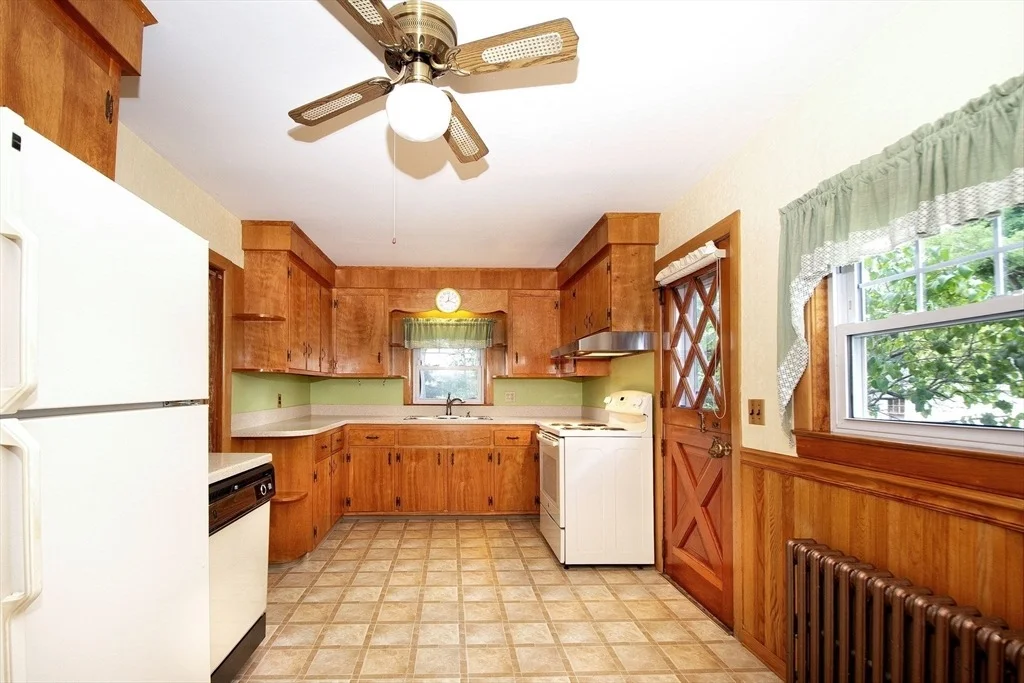 Photo of 10 Elmlawn Rd