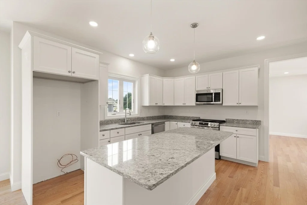 Photo of 66 3 Parish Rd