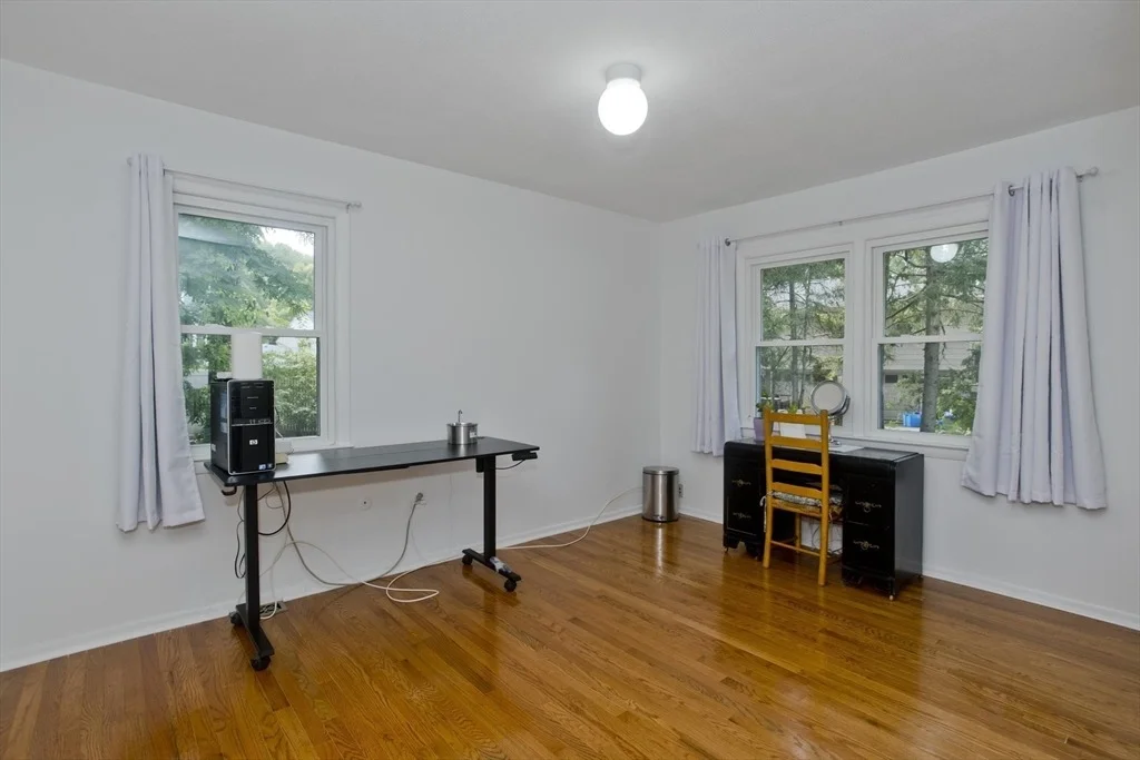 Photo of 271 Brookwood Drive