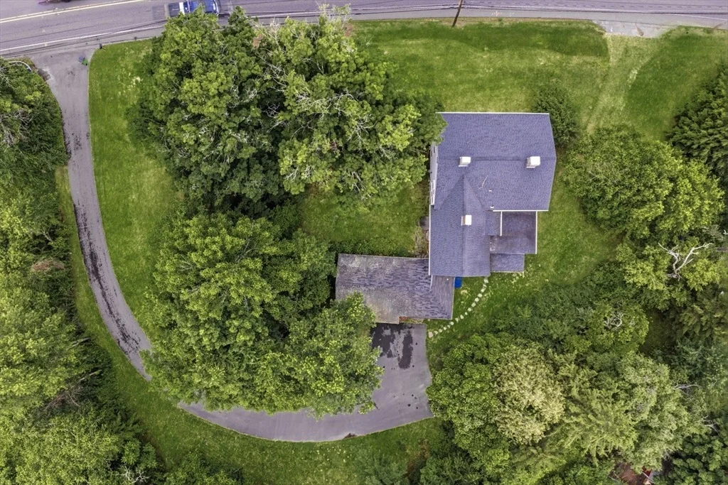 Photo of 392 Greenfield Rd