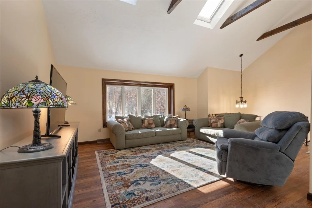 Photo of 170 Stearns Ave
