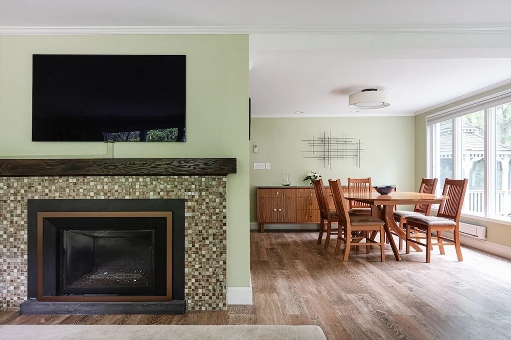 Photo of 11 Juniper Ridge Rd