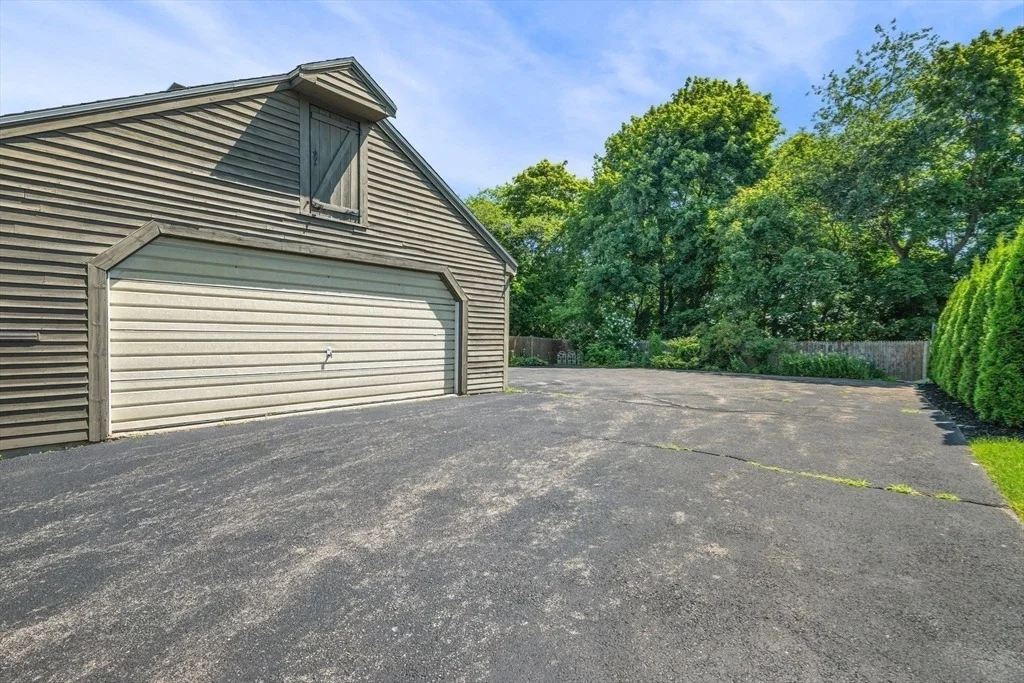 Photo of 17 Kernwood Heights
