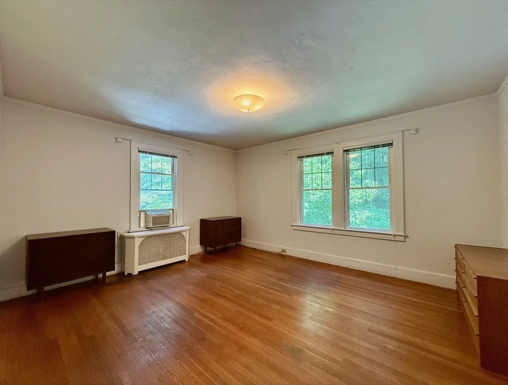 Photo of 39 Hillside Rd