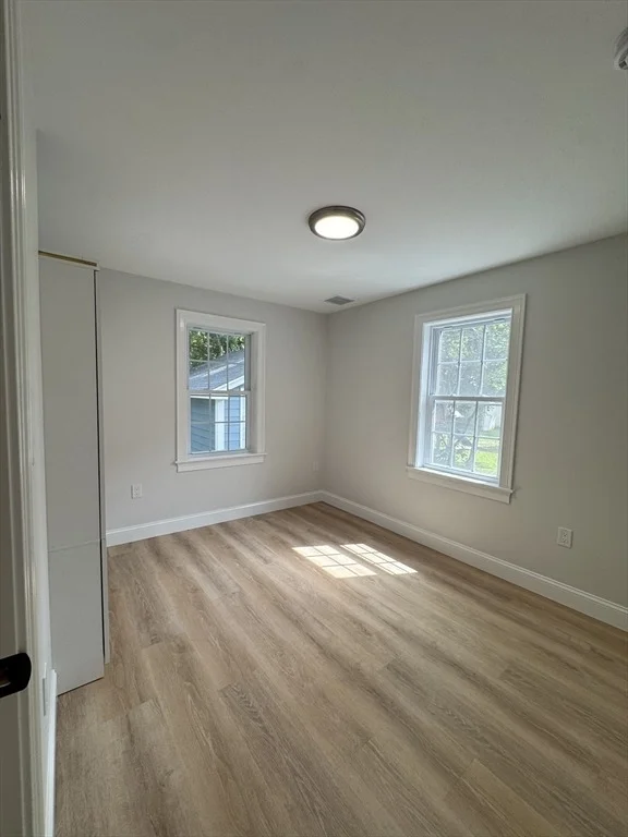 Photo of 158 Fairview Ave