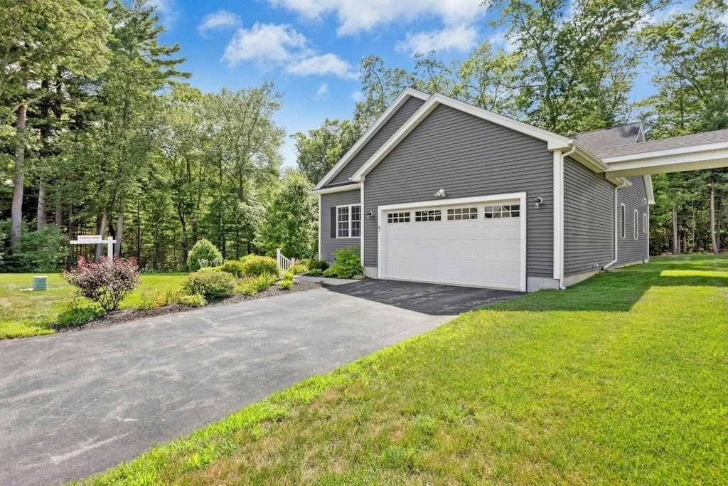Photo of Unit 46A at 46 Compass Circle