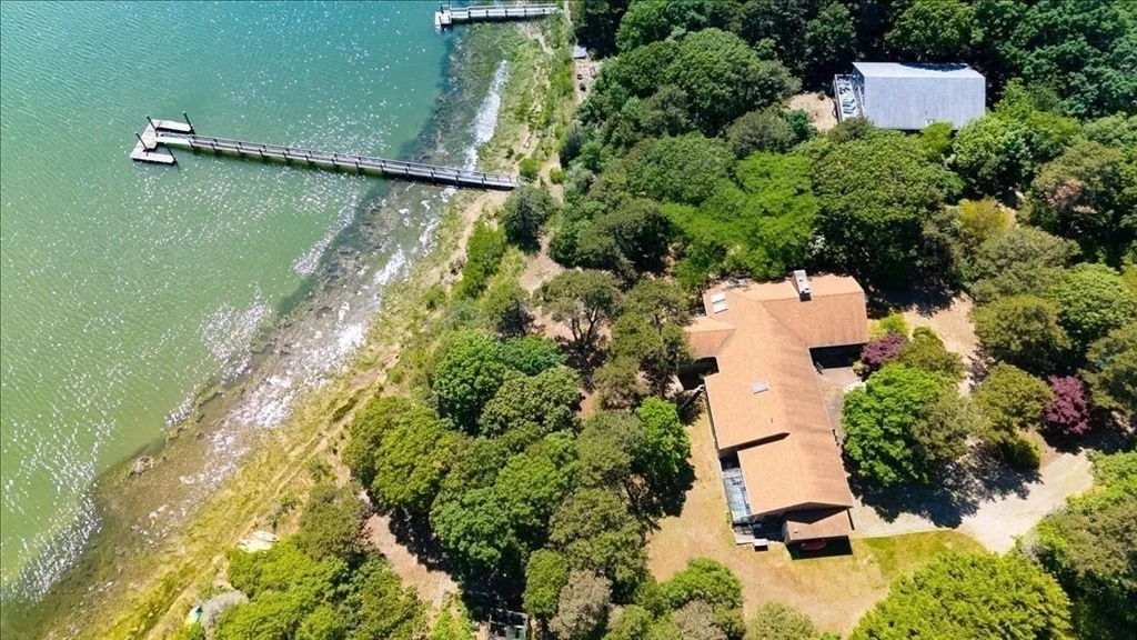 Photo of 40 Kittiwake Ln