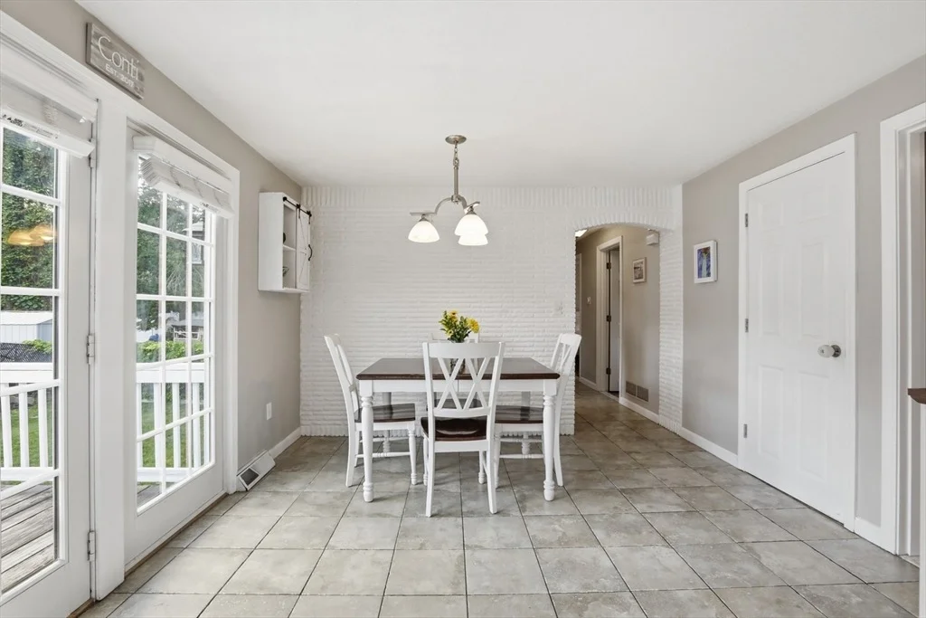 Photo of 36 Basse Circle