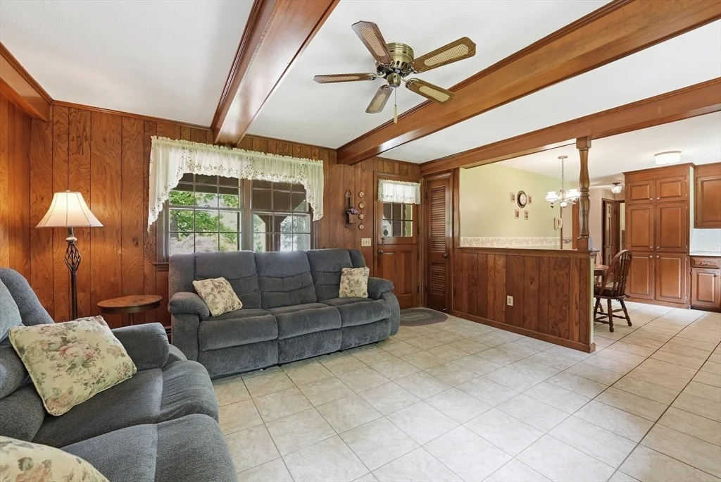 Photo of 17 Raymond Dr