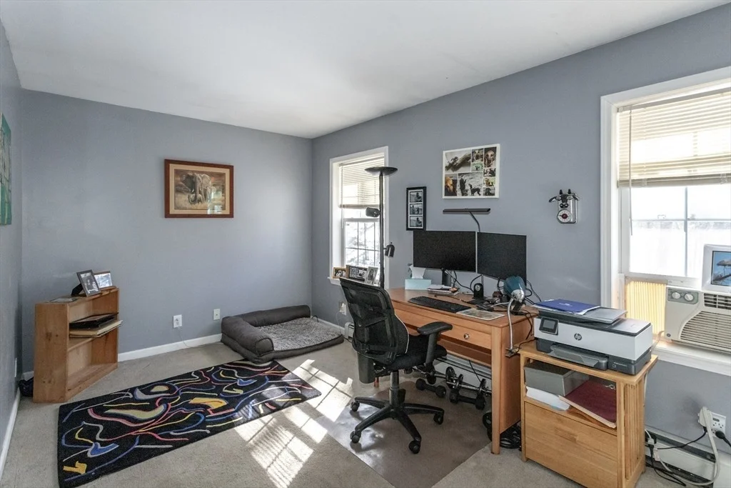 Photo of 497 Riverside Dr