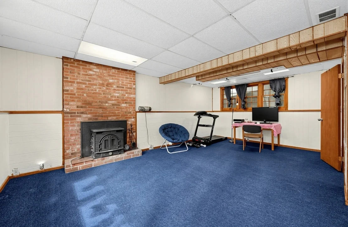Photo of 7 Balsam Dr