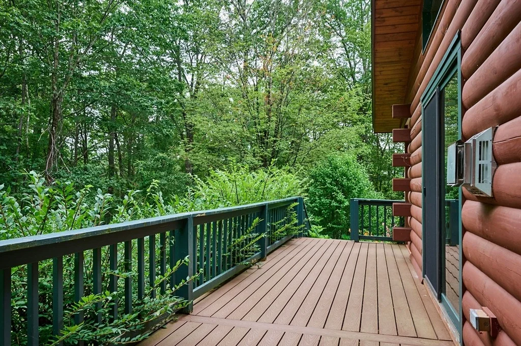 Photo of 35 Briar Hill Rd