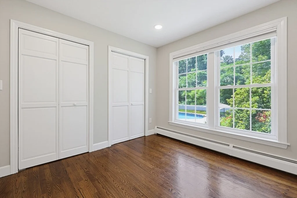 Photo of 316 W Sutton Rd