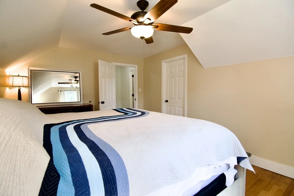 Photo of 48 Booth Rd