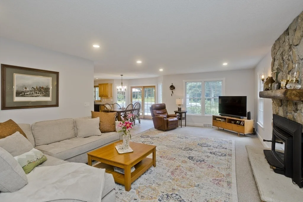 Photo of 338 Bennett Rd