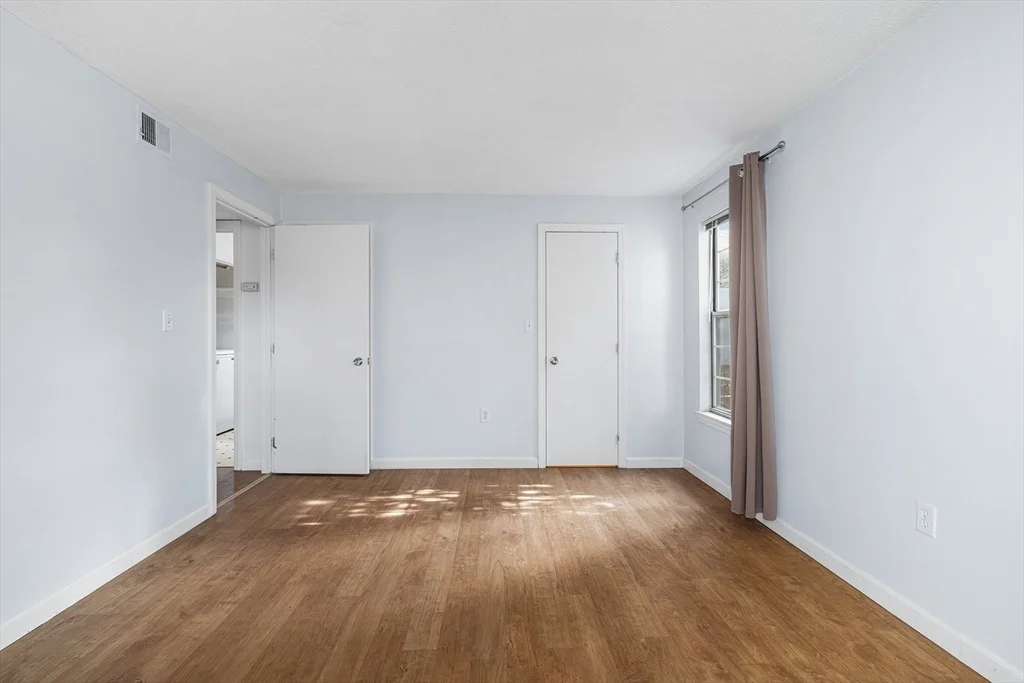 Photo of Unit 2 at 2 Walden Dr