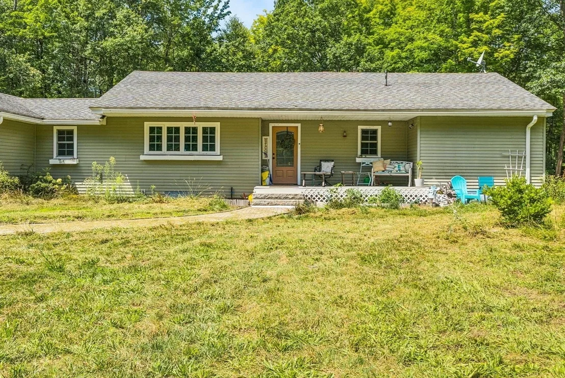 Photo of 811 Chase Rd