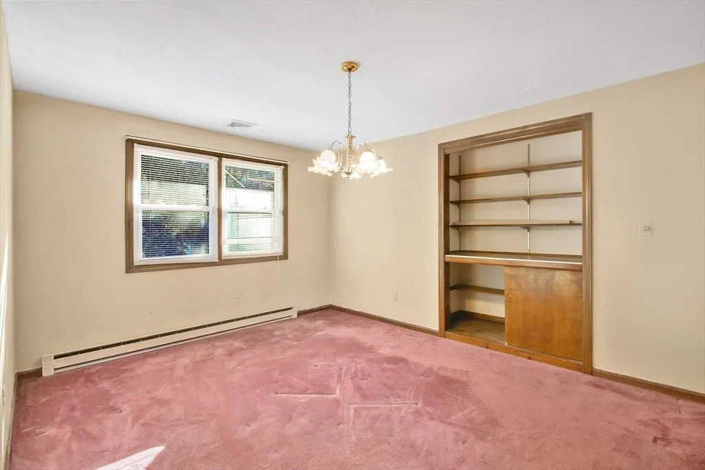 Photo of 17 Labelle Cir