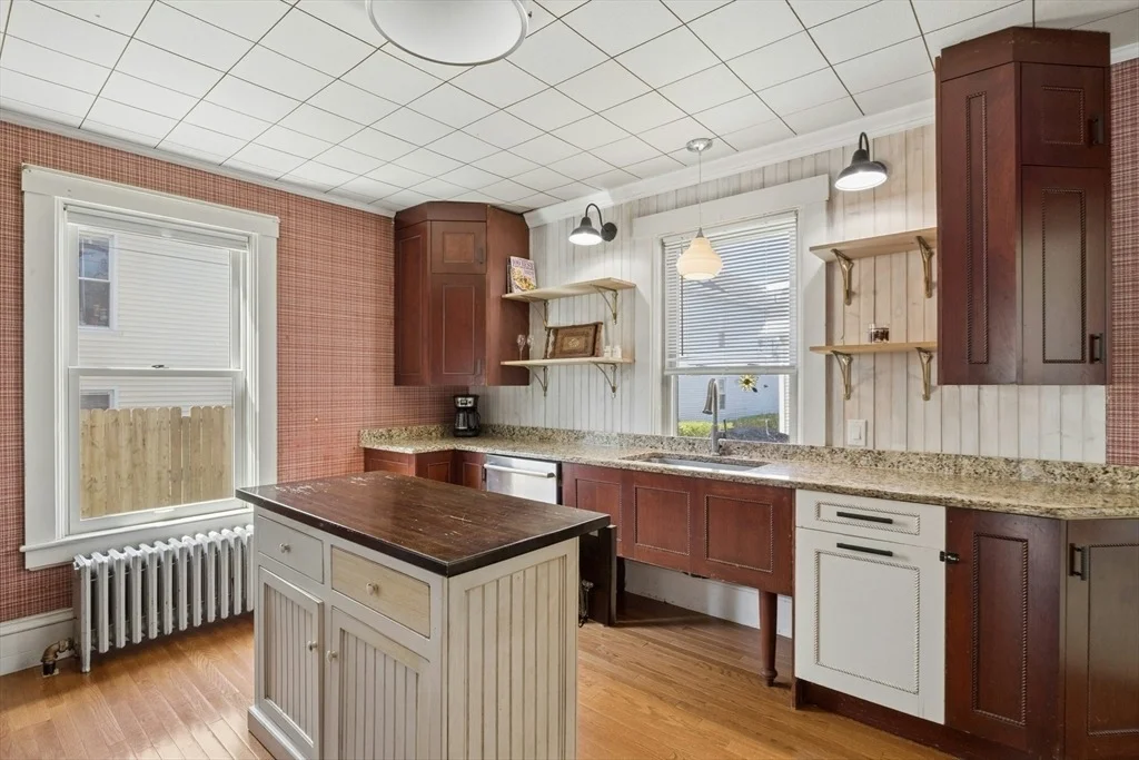 Photo of 216 Walnut Street