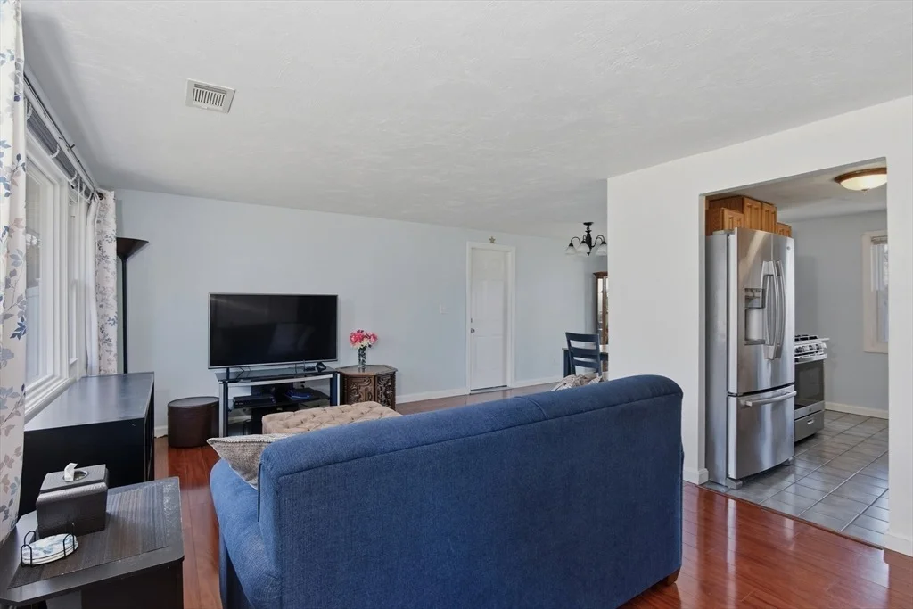 Photo of 6 Penikese St