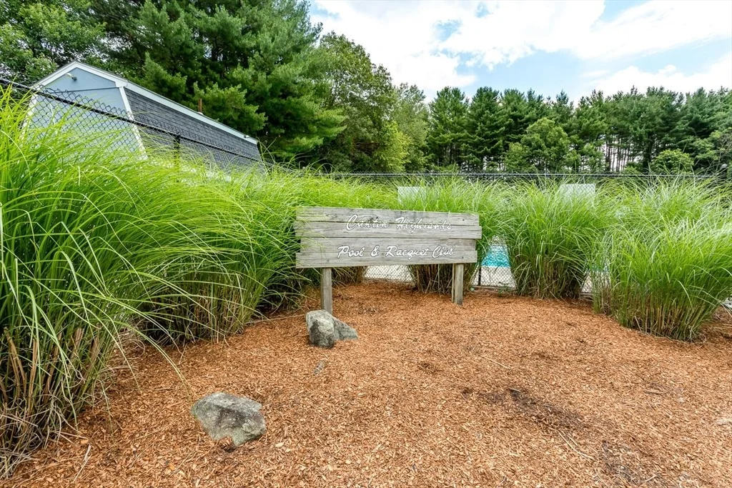 Photo of 11 Kathryn Ln