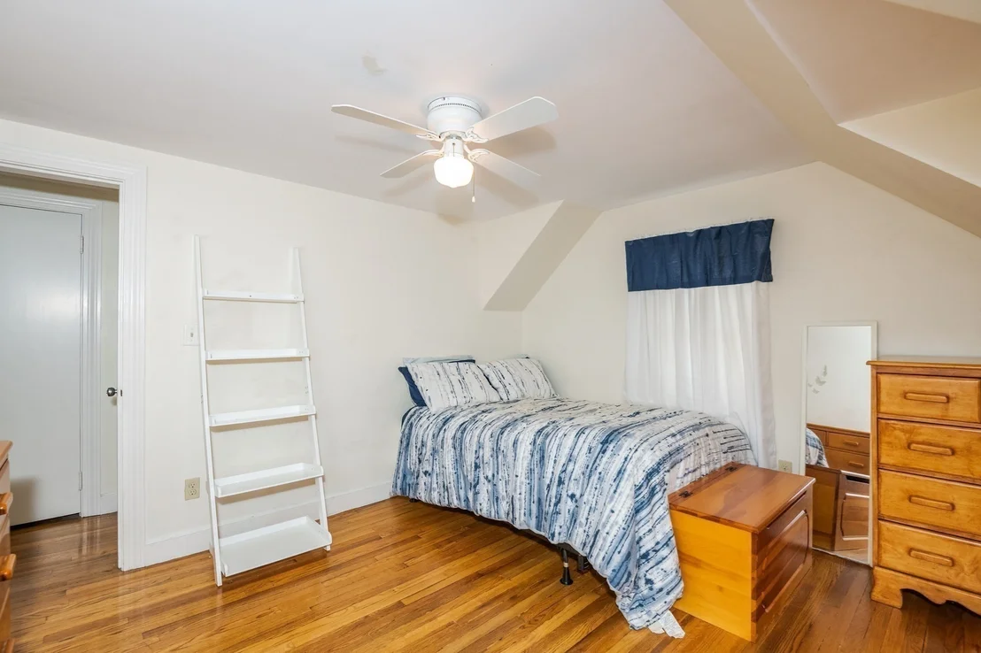 Photo of 31 Eustis St.