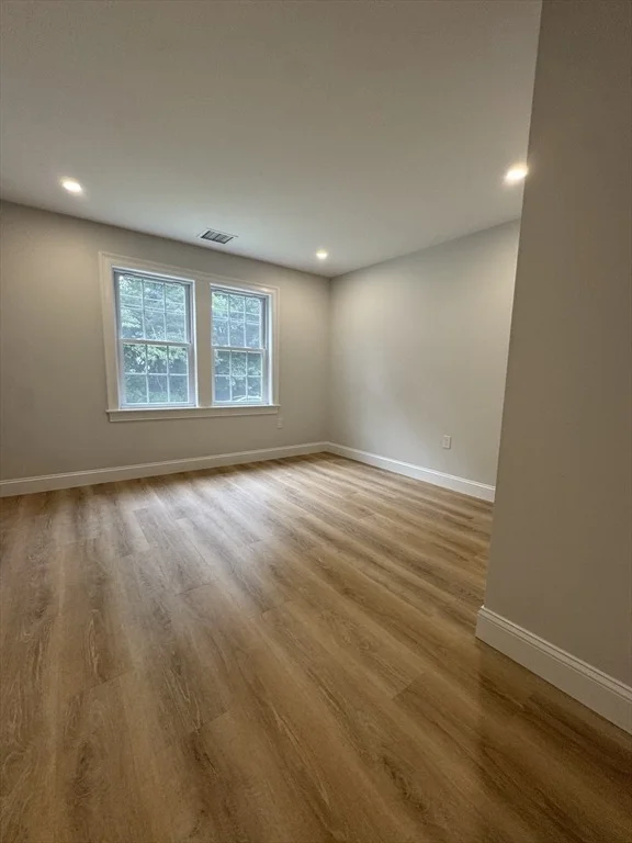 Photo of 158 Fairview Ave
