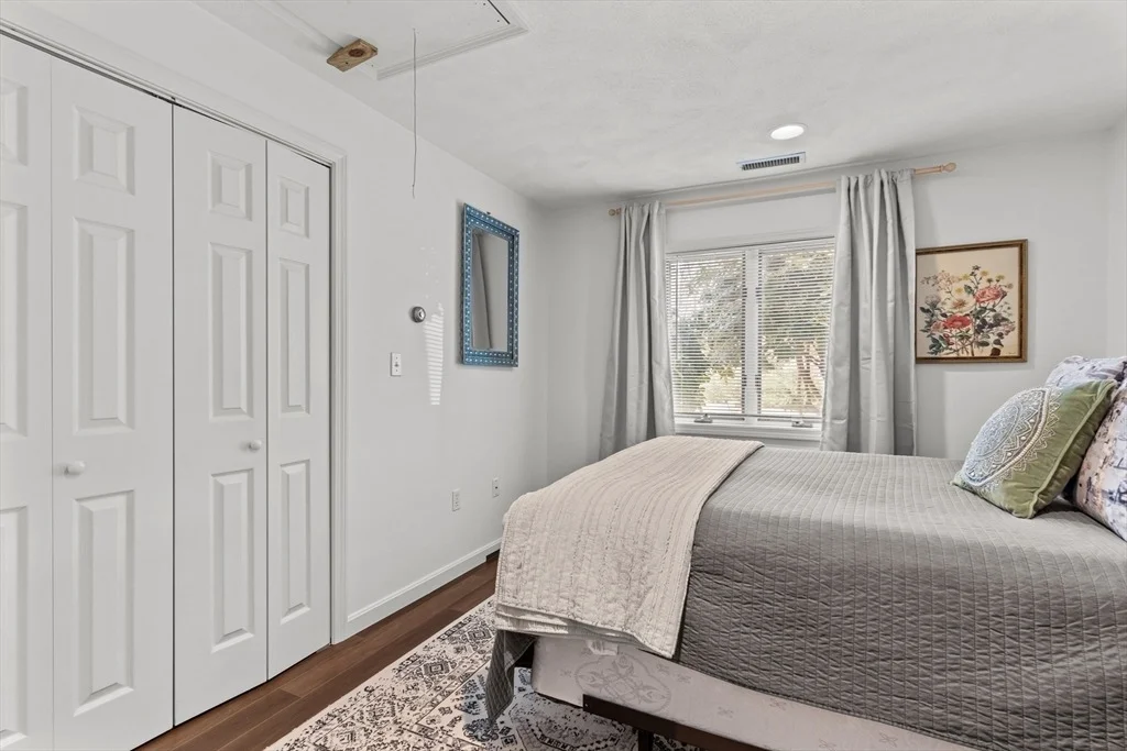 Photo of 43 Staaf Rd